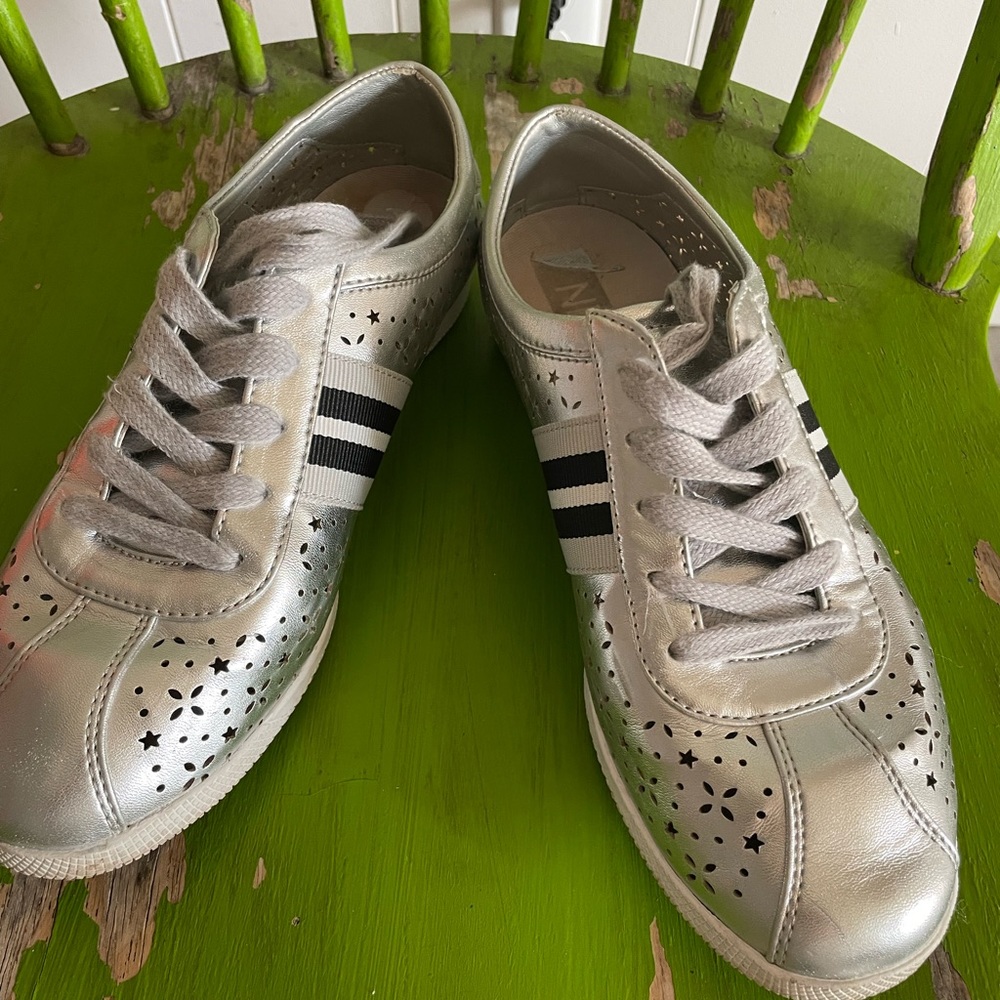 Fashion sneakers
